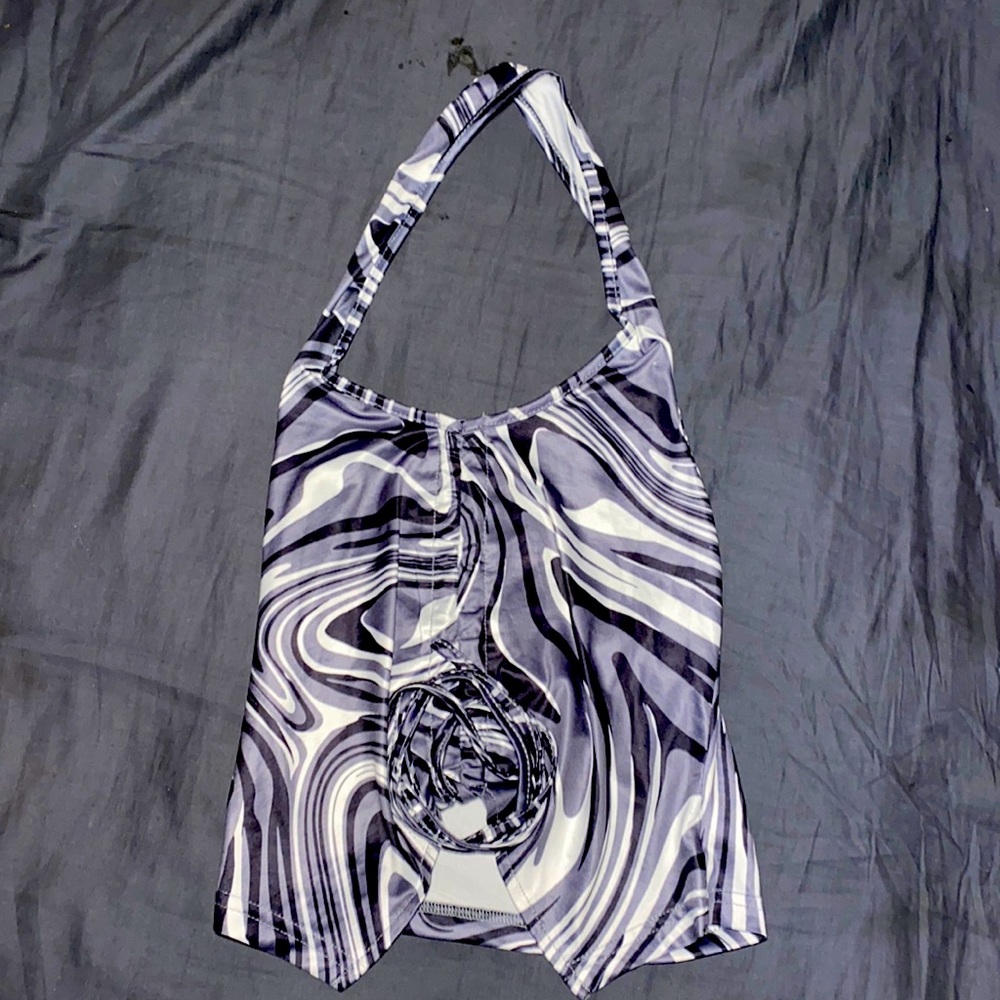 Black, gray, white crop top